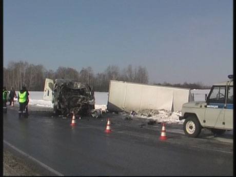 Водитель-участник ДТП, в котором погибли свердловские милиционеры, не раз нарушал правила дорожного движения. Возбуждено уголовное дело